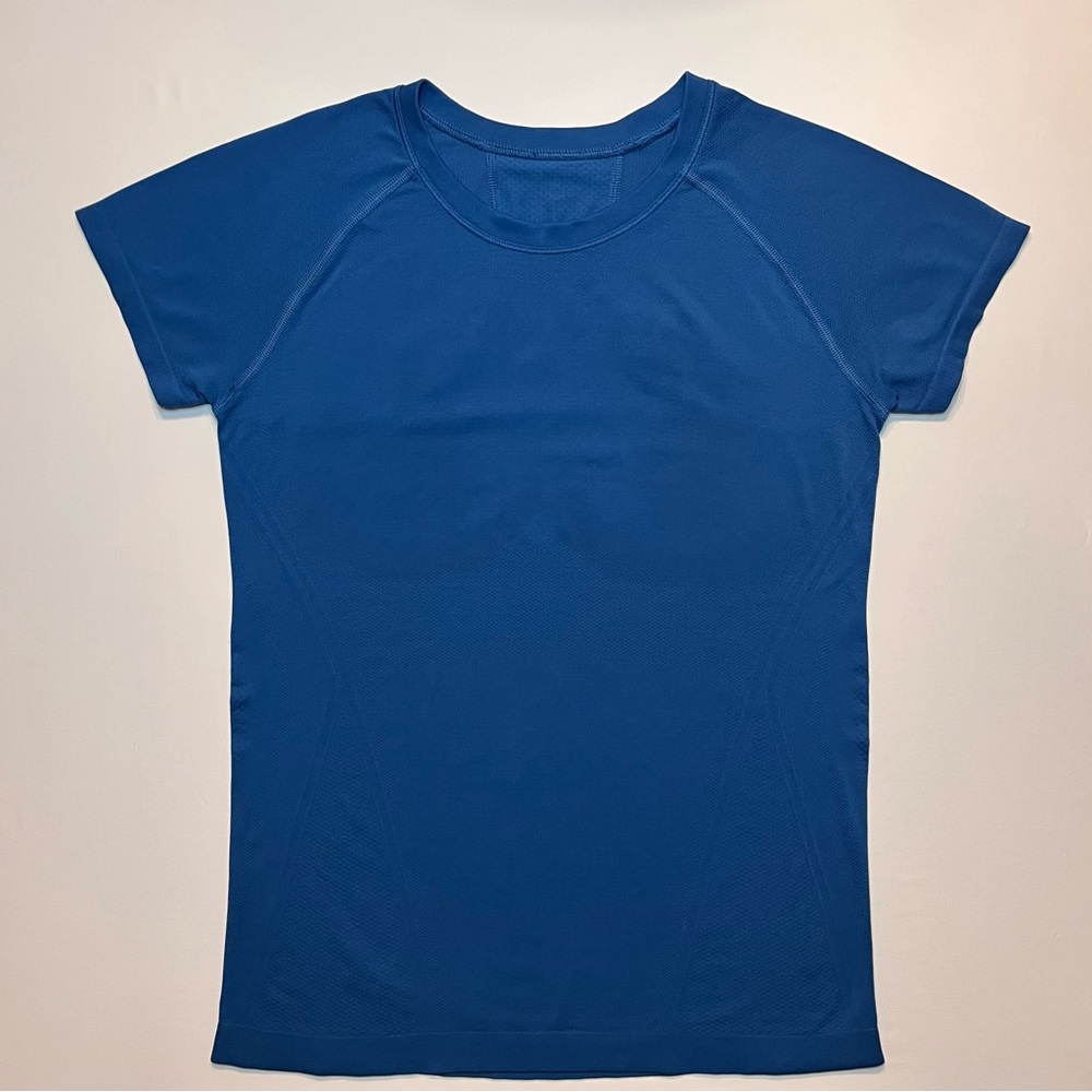 Women’s Athleta Momentum Seamless Tee Mesh Panels Stretch Breathable Sz. S - Picture 4 of 13